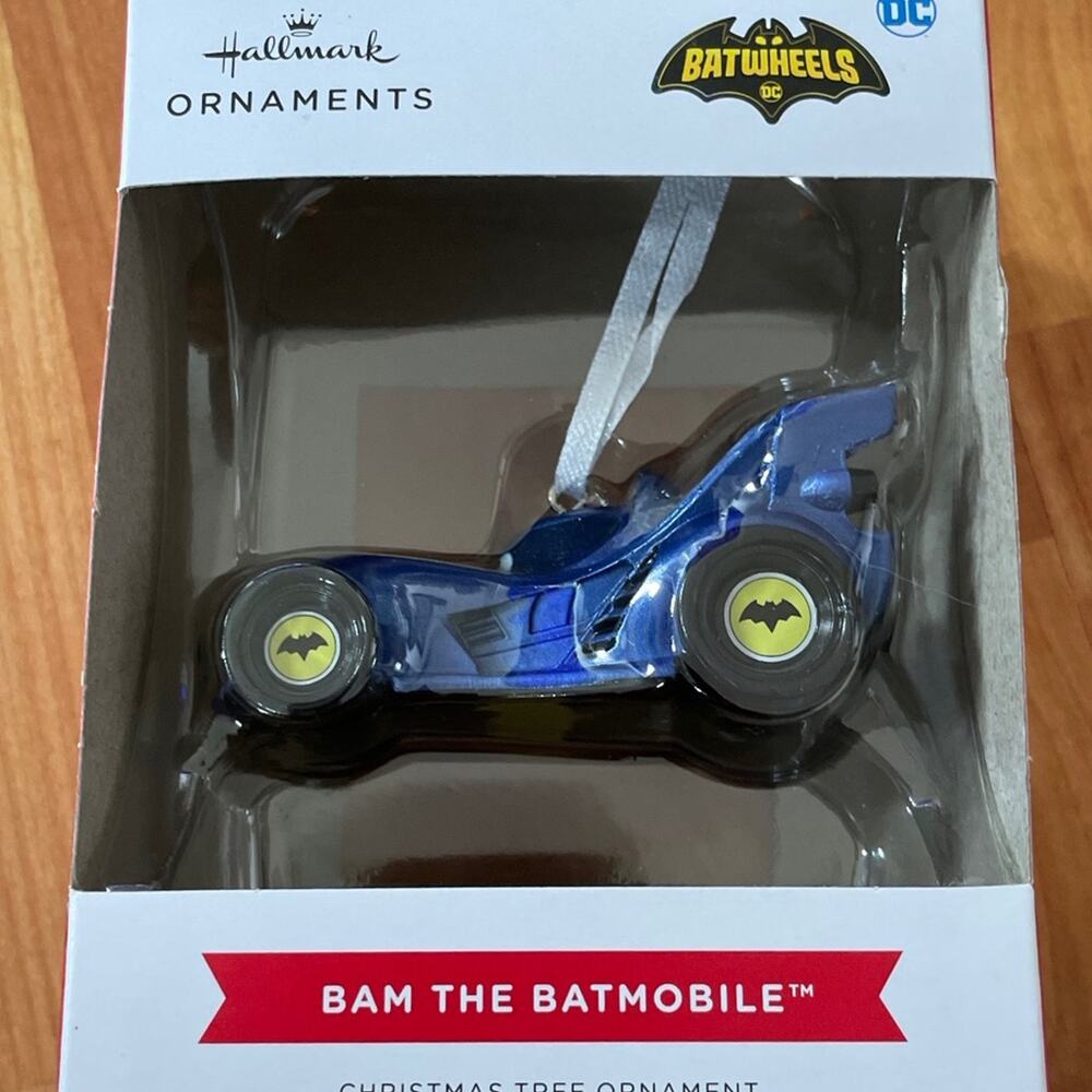 Hallmark DC Comics Bam the Batmobile Batwheels Christmas Tree‎ Ornament 2023